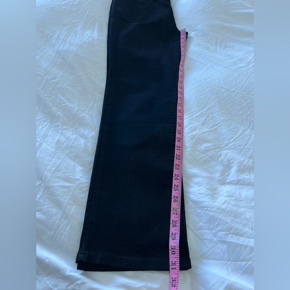 Levis | Women’s SZ 10 (31” Inseam) 505 Jeans Black Denim Straight Leg | EUC - Picture 8 of 9